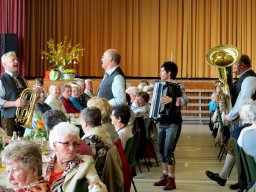 Seniorennachmittag der Gemeinde 04/2014